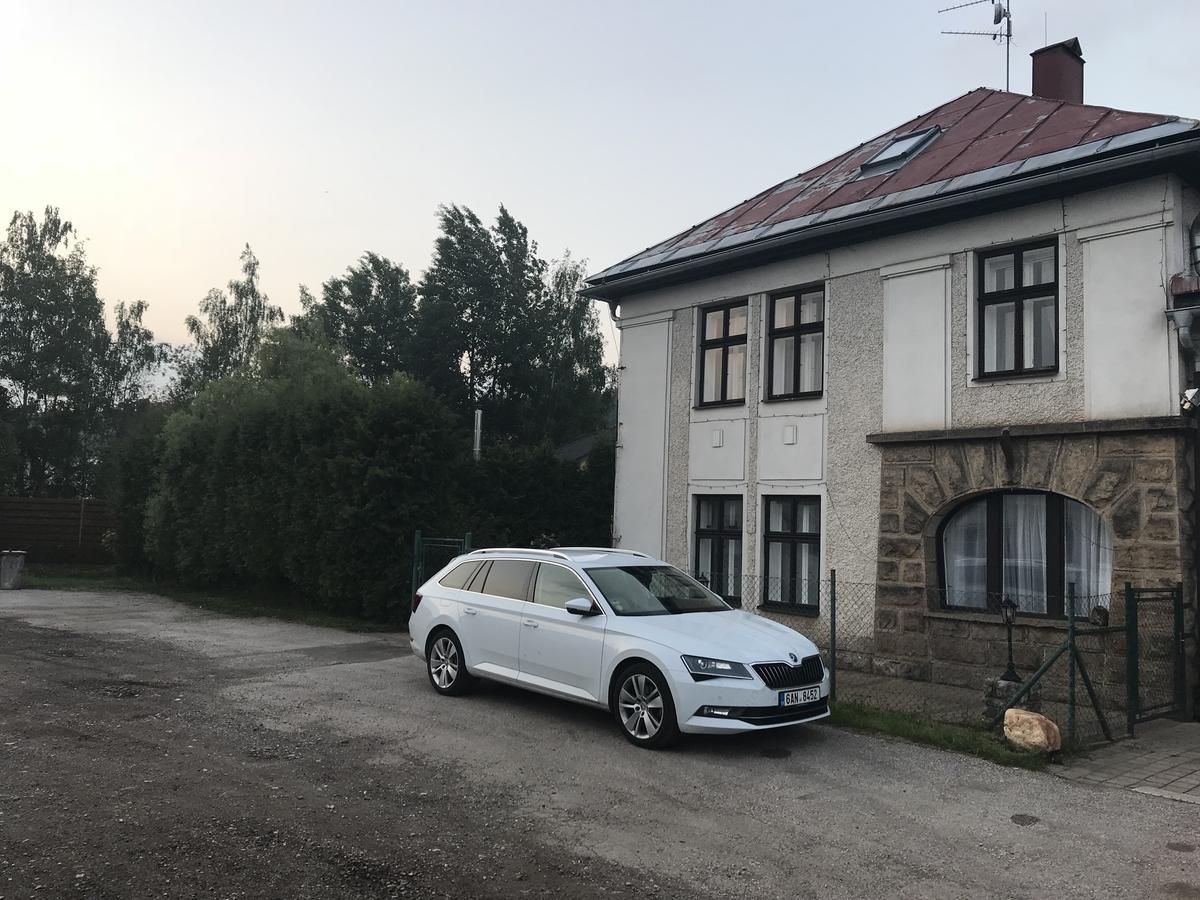 Ubytovaní v soukromí "U Olšů" Hostinné Exteriér fotografie